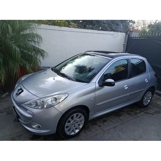 Peugeot 207 1.6 Feline 106cv