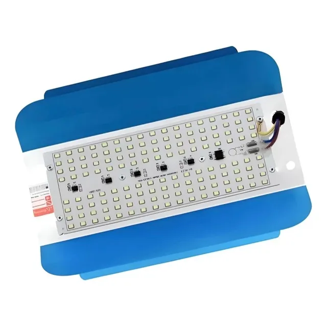 Reflector Liviano Lámpara Led Ultraliviana Multivoltaje 100w
