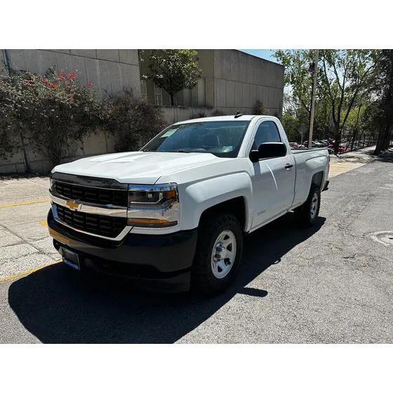 Chevrolet Silverado Silverado 1500 Ls Cab Regular At