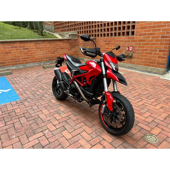 Ducati Hypermotard 939 Excelente Estado