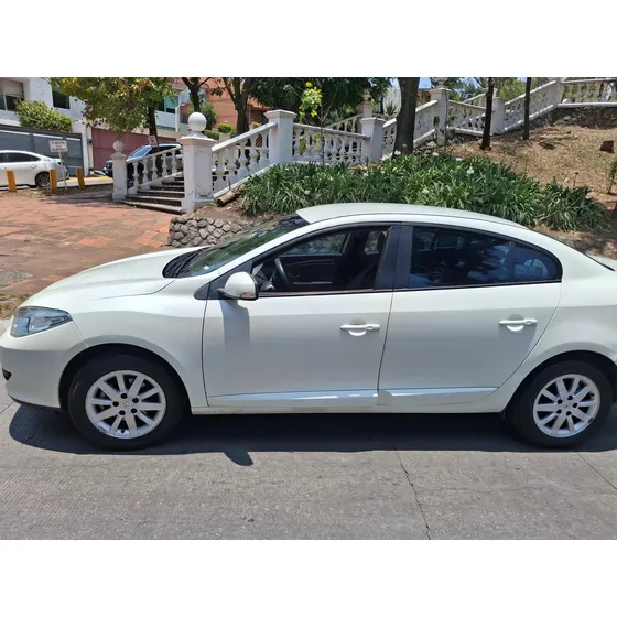 Renault Fluence 2.0 Authentique At
