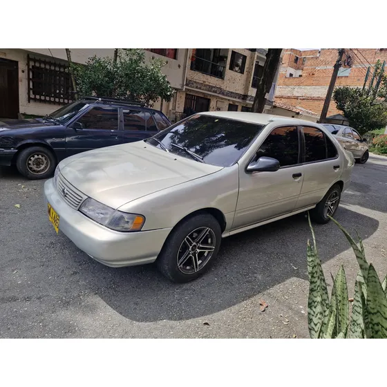 Nissan Sentra 1.6 B14 Ex Saloon