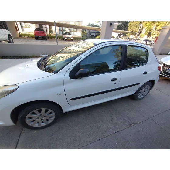 Peugeot 207 1.4 Active 75cv
