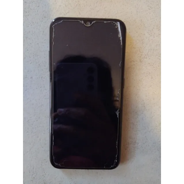 Samsung Galaxy A01 16 Gb Negro 2 Gb Ram Completo Negro