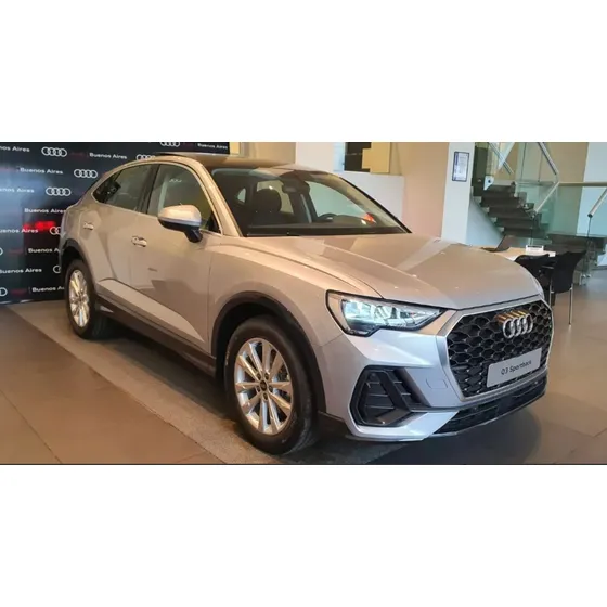 Audi Q3 1.4 35tfsi 150 Cv