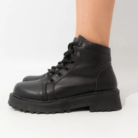 Bota Borcego Sintético Acordonado Chiara Bakanas Shoes