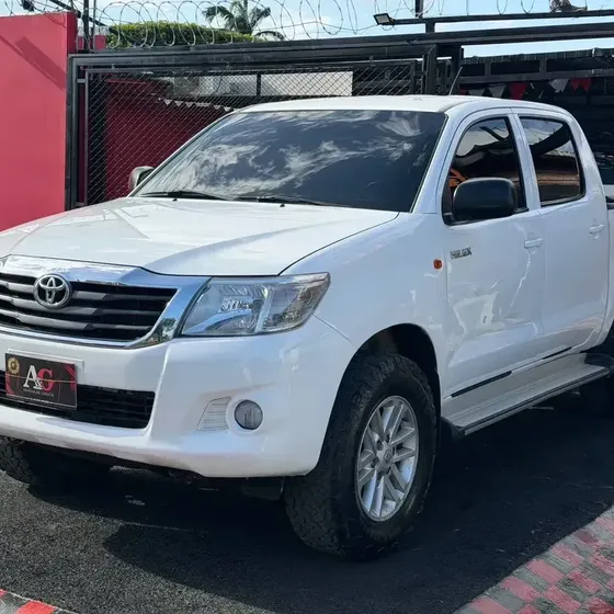 Toyota Hilux 2015 2.5 Diesel 4x4 Mt