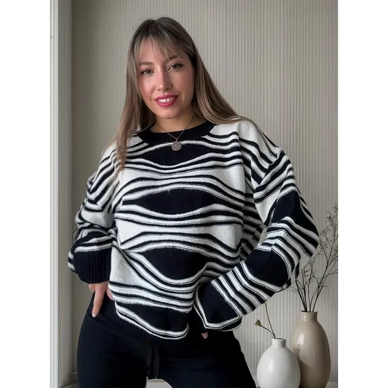 Sweater Cuello Redondo Con Mangas Globo Delicados Dibujos