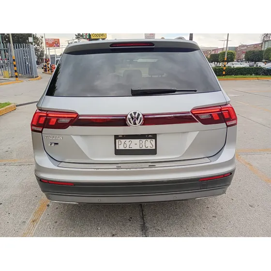 Volkswagen Tiguan 1.4 Comfortline At