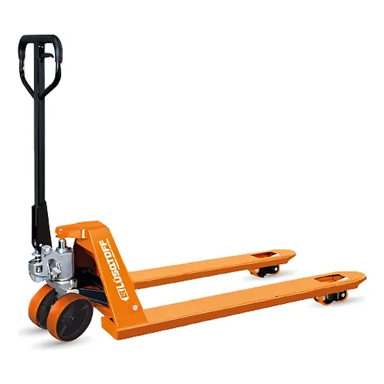 Zorra Hidráulica Lüsqtoff CBY-3.0 3000kg