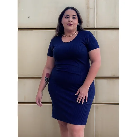 Vestido Plus Size Midi Tubinho Canelado Com Manguinha Básico