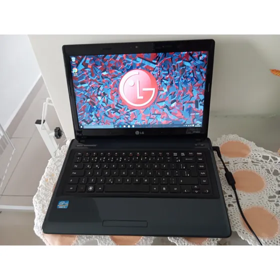 Notebook LG Core I3-2330m,4gb,hd500gb,hdmi,cons.