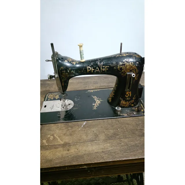 Pfaff Maquina De Coser Casera 31/30 Vintage Usada