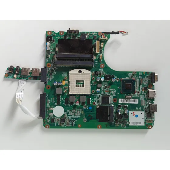 Placa Mae Para Notebook Cce Mb H49 - Com Defeito Verde