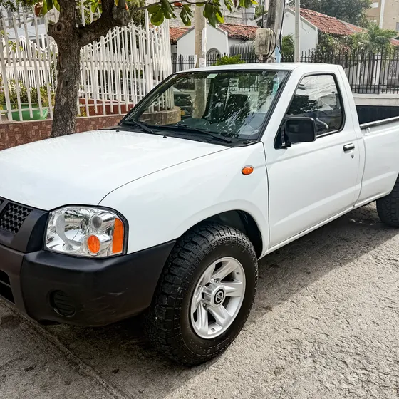 Nissan Np300 Frontier 2012 2.4l