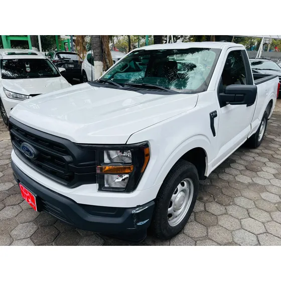 Ford F-150 4p Xl Crew Cab 4x2 V6/3.3 Aut