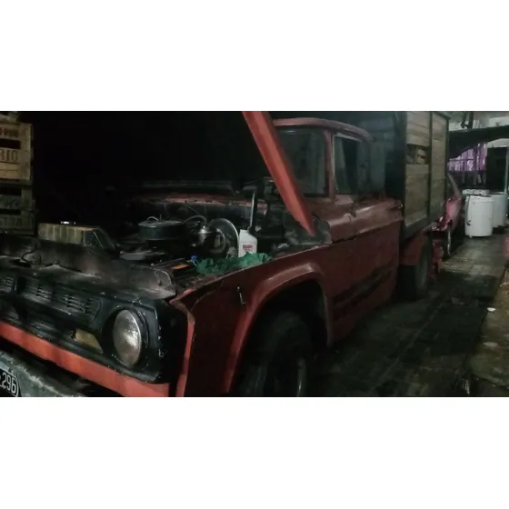 Dodge D100 3.7