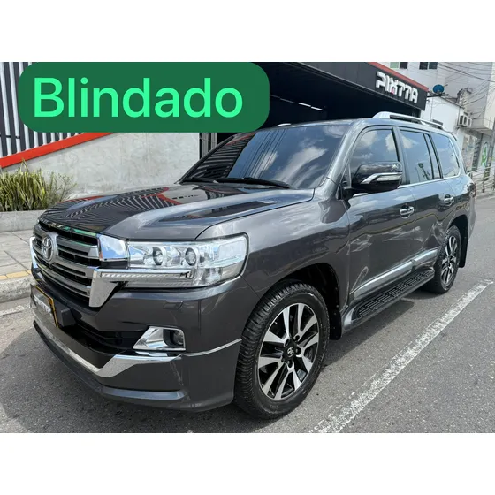 Toyota Land Cruiser 4.5 Vxr Lc200 Blindada