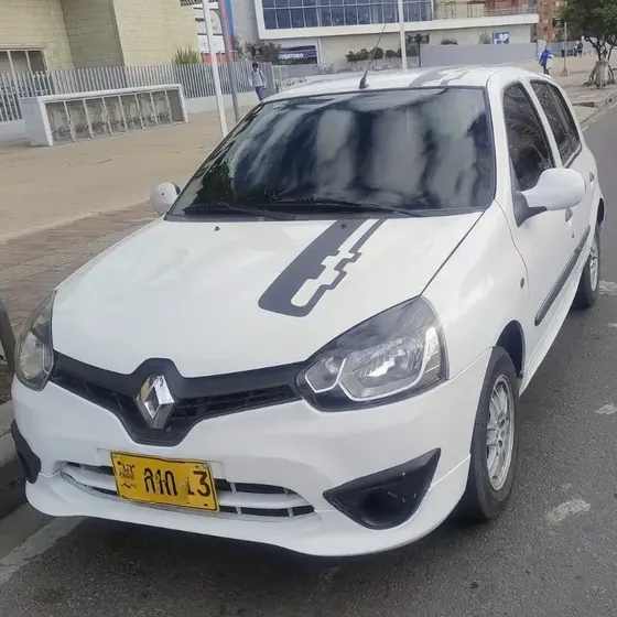 Renault Clio Style 2016 1.2 Night & Day