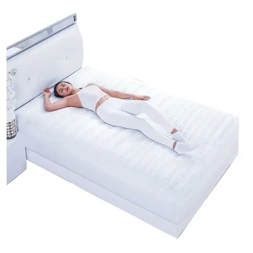 Cubrecolchón Colchas Concord protector ortopédico Matrimonial microfibra Concord blanco con diseño lisa