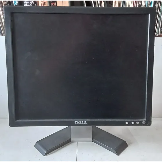 Monitor Dell 17   - E178fp = Leia A Descrição
