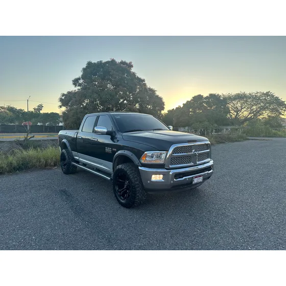 Ram Ram 2500 Crew Cab Laramie Hd 5.7l 4x4