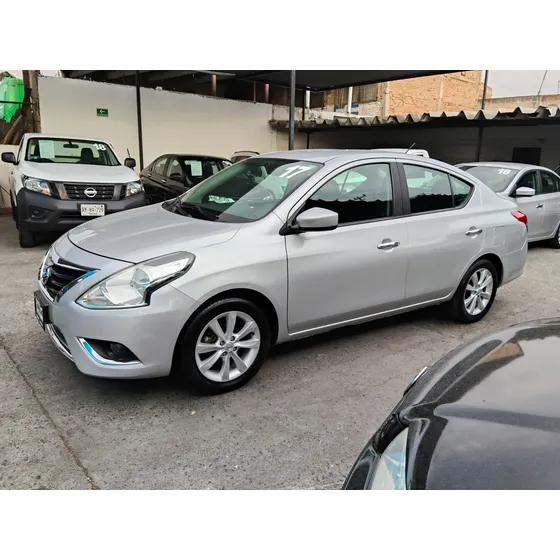 Nissan Versa 1.6 Advance At