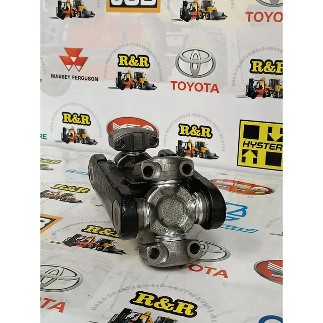 Cardan Con Crucetas Para Montacargas Toyota