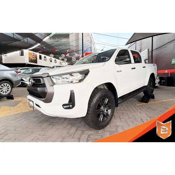 Toyota Hilux 2021 2.7 Cabina Doble Sr Mt