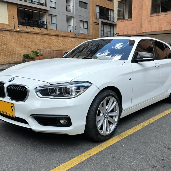 BMW Serie 1 2018 2.0 120i F20 Lci Comfort