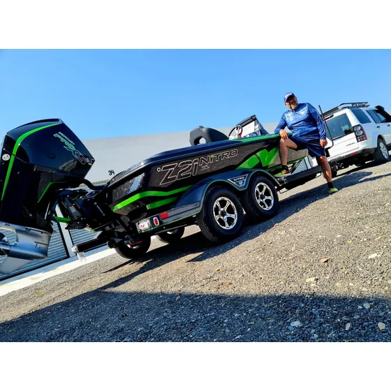 Nitro Z 21 X L  Pro Modelo 2023 Mercury Pro X 21 Pies