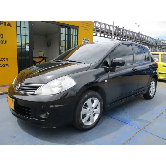 Nissan Tiida 1800cc Mt Aa