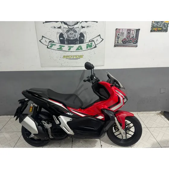 Honda Adv 150