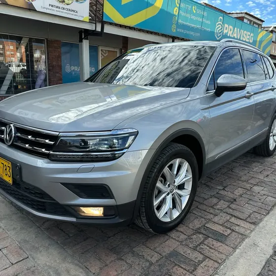Volkswagen Tiguan 2020 Allspace Comfortline 1.4cc Tsi 2wd Tp