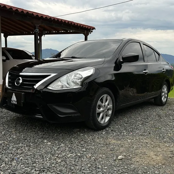 Nissan Versa 2020 1.6 Sense Cvt