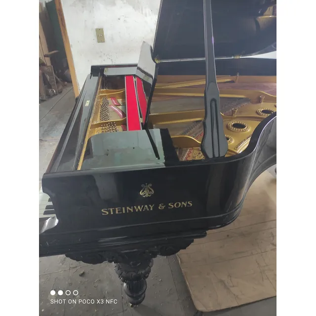 Piano Steinway & Sons Todo Nuevo Original Media Cola