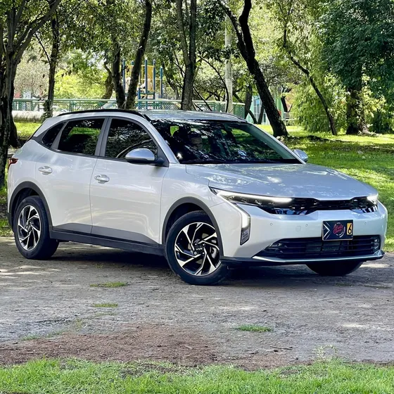 Kia K3 Cross 2025 1.6 Zenith At