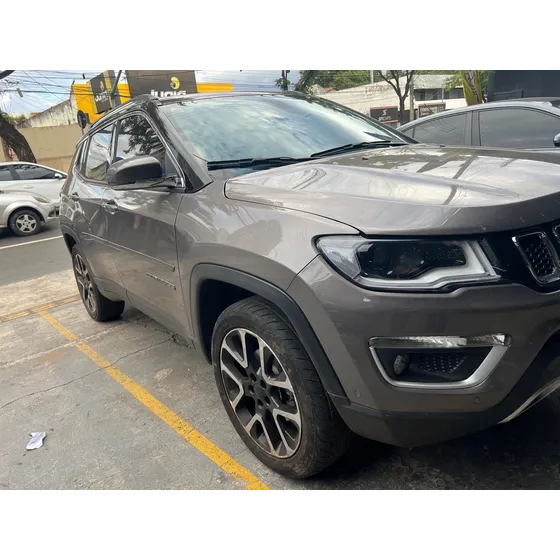 Jeep Compass 2.0 Limited 4x4 Aut. 5p