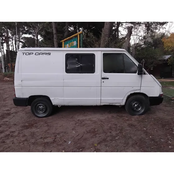 Renault Trafic Junior 1.4