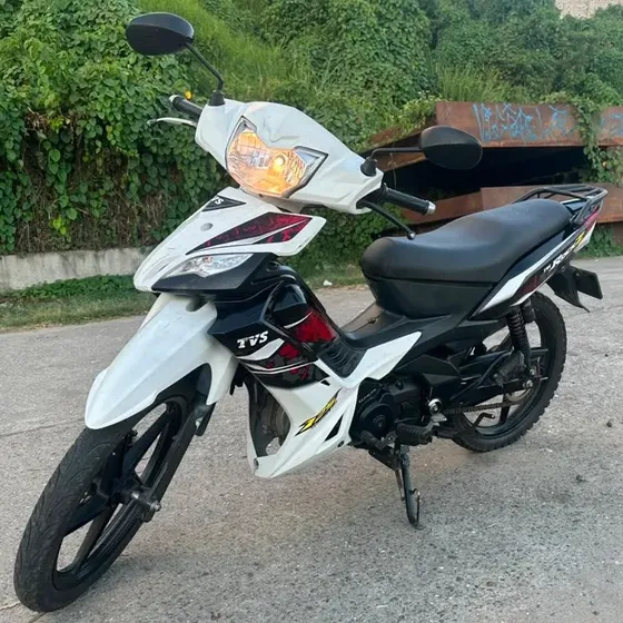 Motocicleta Tvs Rockz Modelo 2017 Blanca