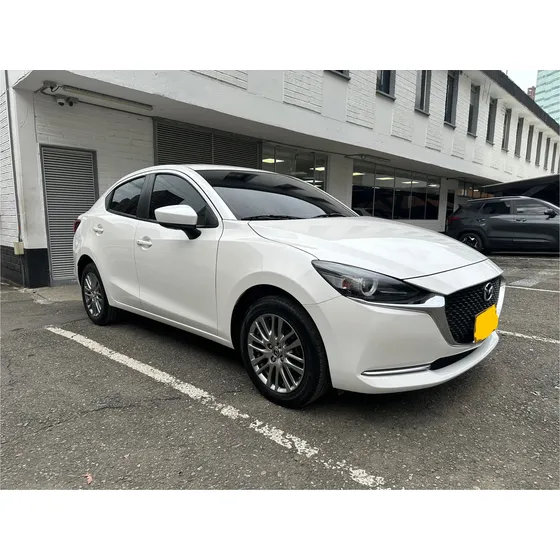 Mazda 2 1.5 Grand Touring Lx Sedan