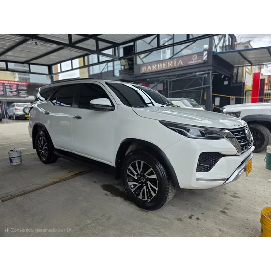 Toyota Fortuner Srv 2.4 Disel