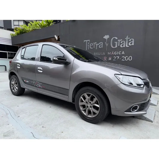 Renault Sandero 1.6 Polar
