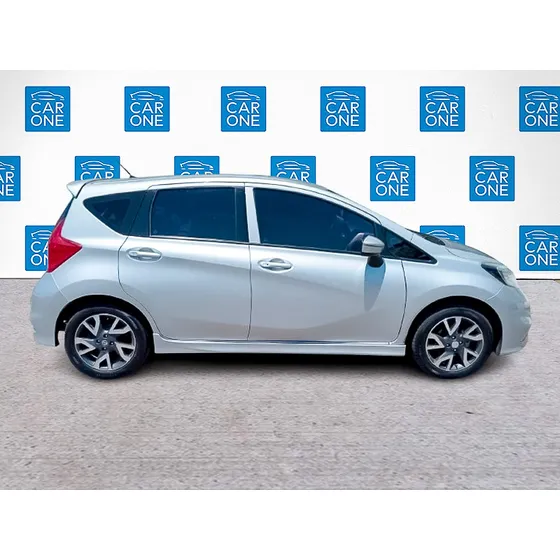 Nissan Note 1.6 Sr Cvt L18