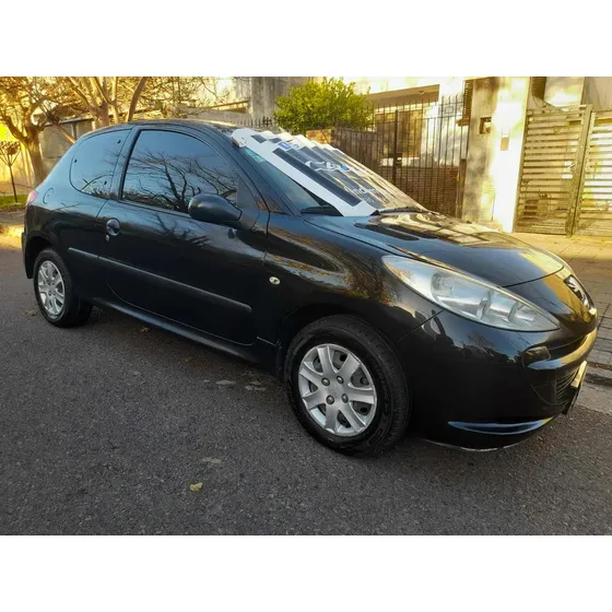 Peugeot 207 1.4 Active 75cv