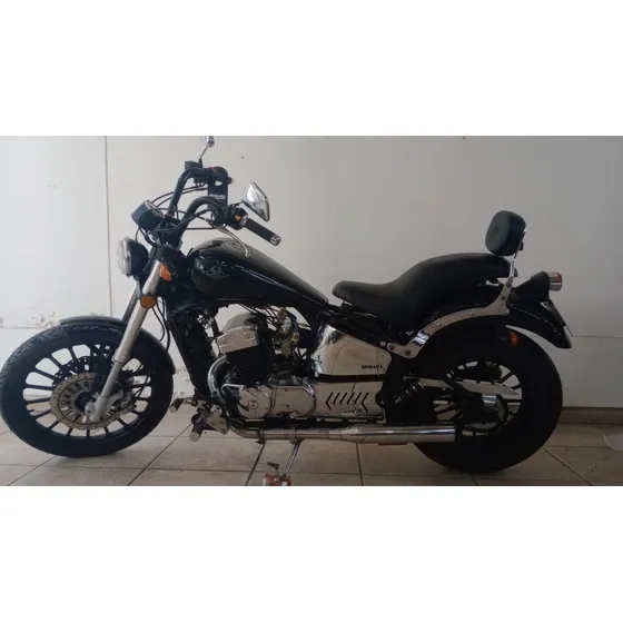 Jawa Daytona 350 Custom Modelo 2018