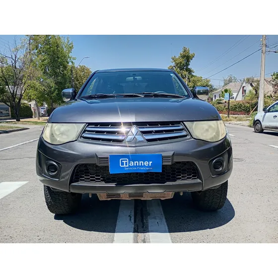 Mitsubishi L200 Katana Crt 2.5 4x4 Diésel
