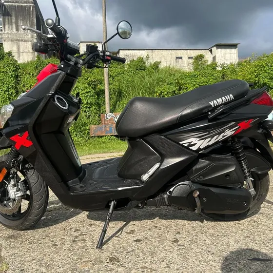 Yamaha Bws Yw125xfi Modelo 2018 Color Negro Rojo Gris