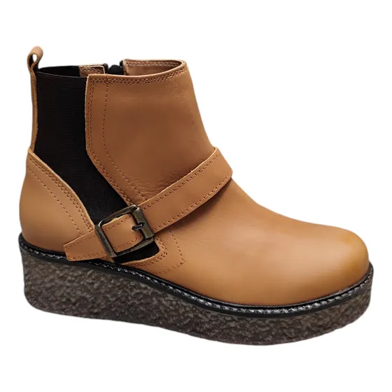 Bota De Cuero Vacuno Liotta Con Plataforma Y Taco Chino