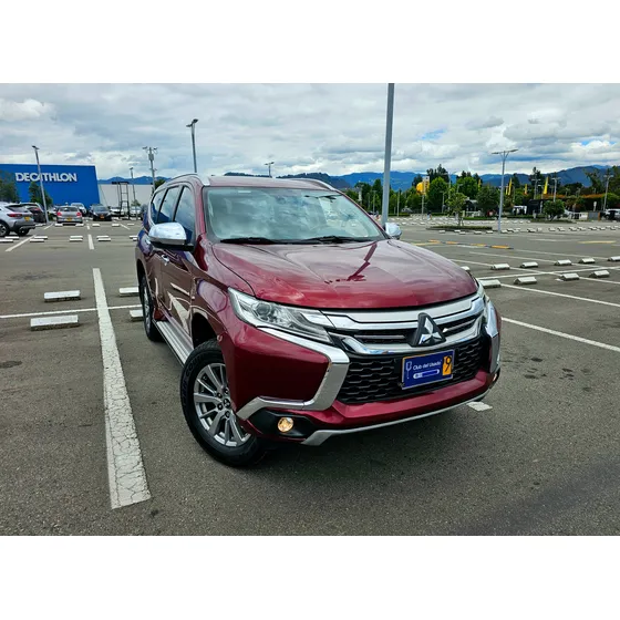 Mitsubishi Montero Sport 2wd